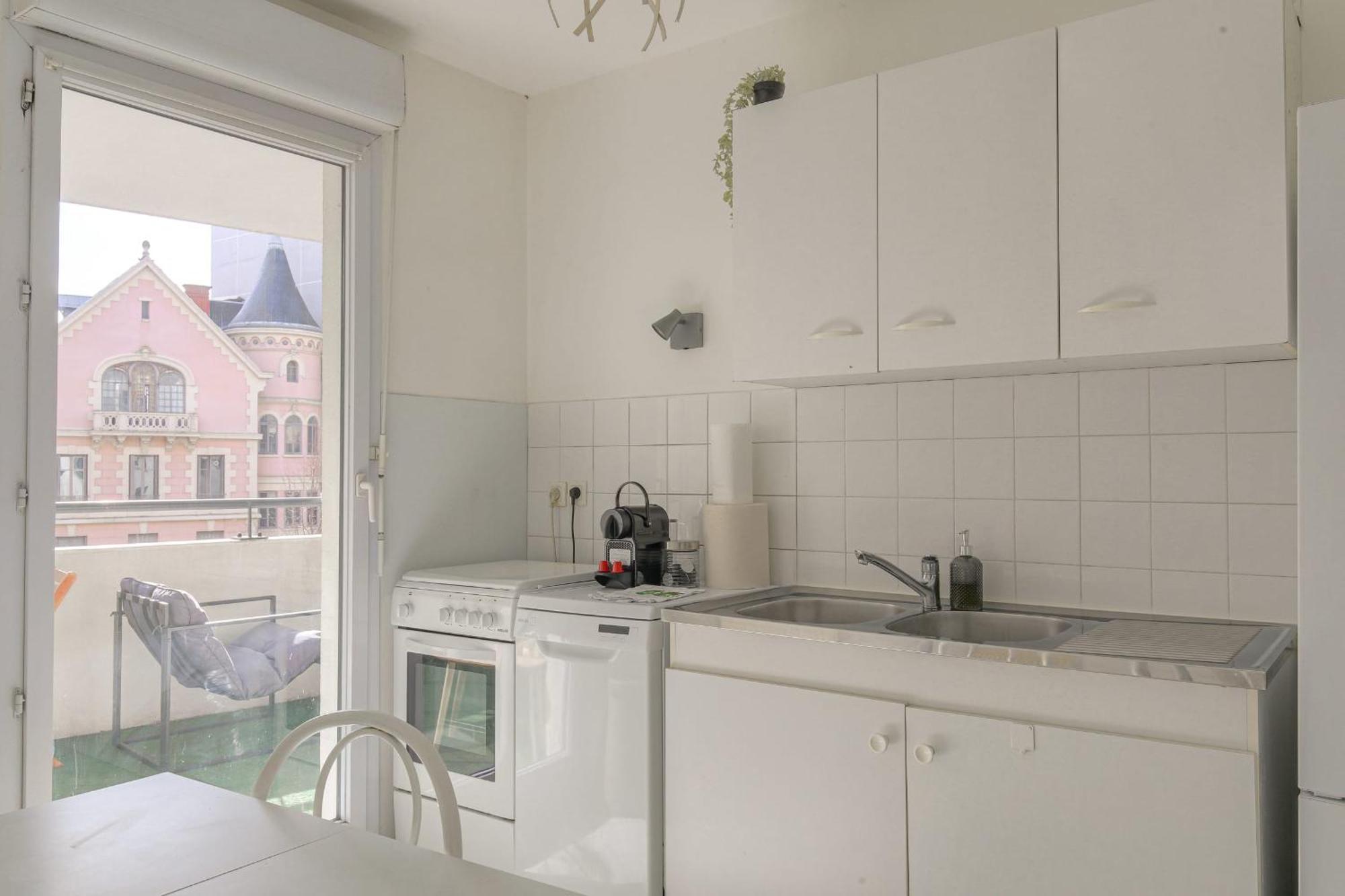 Apartamento Fonctionnel Et Calme Avec Parking Gratuit *